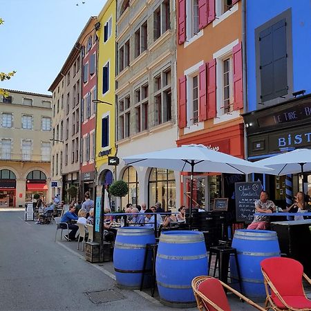 Apartament Les Couleurs Du Monde ! Parking Et Balcon Carcassonne Zewnętrze zdjęcie